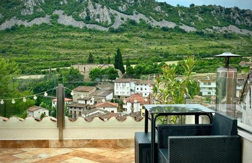 Torrecilla en Cameros House | Family-Friendly El Mirador de Mati with 9.8 Guest Rating