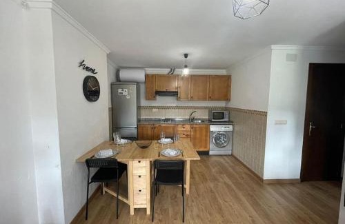 Valdelinares Apartment | Beautiful Apartment with Scenic Views in Valedlinares