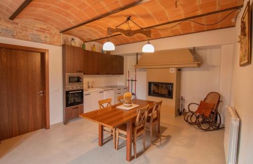 Fornells de la Selva House | Experience El Molí de Fornells: Family-Friendly Getaway