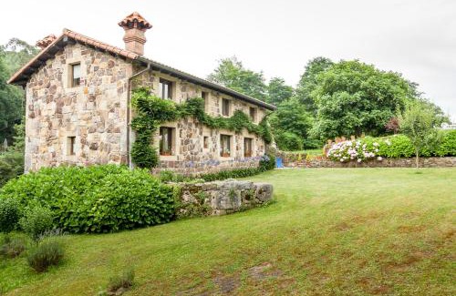 Lierganes House | Discover El Molino de Rucandio: Pet-Friendly Oceanfront Escape