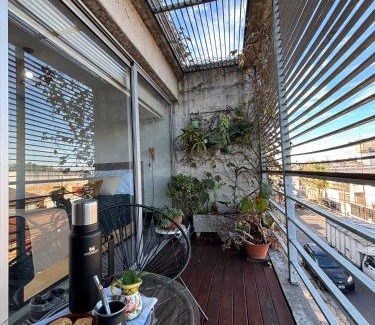 Haedo Apartment | Top-Rated El Monoambiente in Haedo with Balcony Access