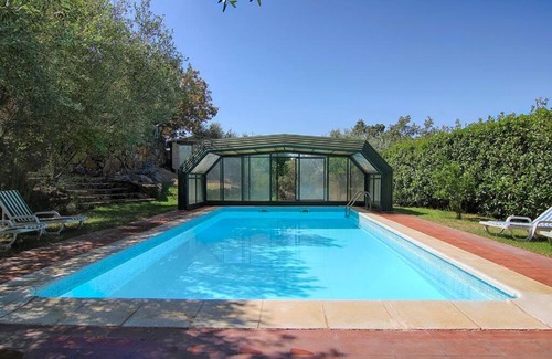 Candeleda Apartment | EL MONTE: Nature Retreat with Pool & Family-Friendly Fun