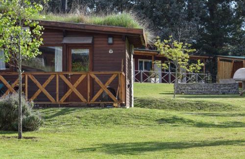 Tandil Hotel | Top-Rated El Montenegrino: Pet-Friendly with Pool & Hot Tub