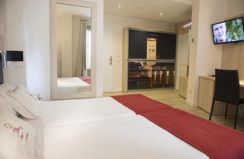 Old Town Hotel | Discover El Mudayyan: Family-Friendly Stay with High Ratings