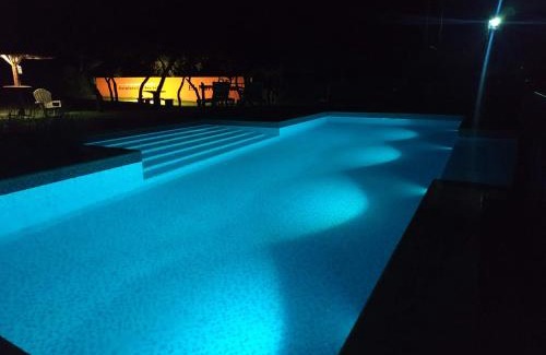 Carpinteria Apartment | Cozy El Naranjero Apart with Ocean View & Pool Access