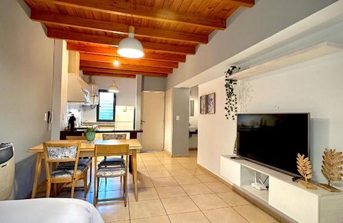 Mendoza Apartment | Pet-Friendly Getaway at El Nido Bombal - 9.9/10 Rating