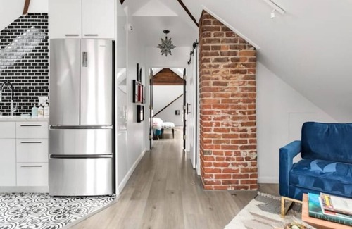 Oakland Apartment | El Nido: Modern Victorian Stay with Private Deck & More