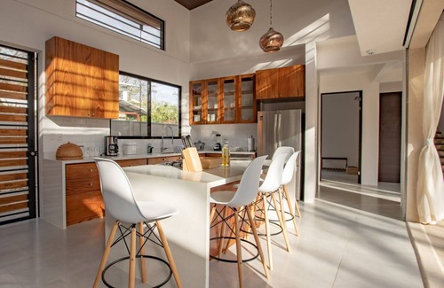 Nosara House | El Nido: 4 Bedrooms, Spa & Hot Tub - Guest Rated 10/10