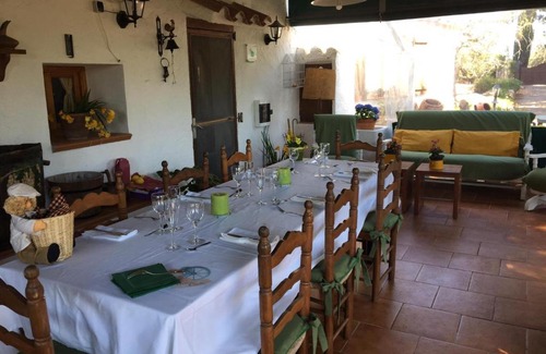 Costa Dorada Ski Chalet | El Nostre Càntir: Family-Friendly Retreat with Pool Access