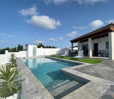 San Ambrosio House | Discover El Olivar: Family-Friendly & Pet Welcome Retreat