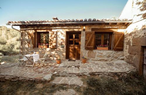 Solana de Avila House | Family-Friendly Getaway at El Pajar de Tío Mariano