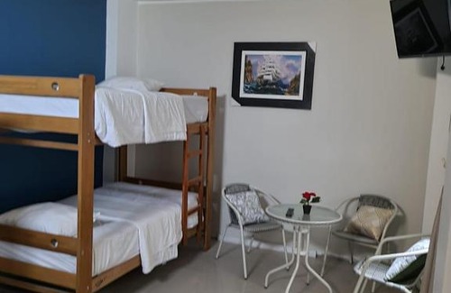 Tupac Amaru Inca House | Discover El Palacio: Your Ideal Budget-Friendly Escape