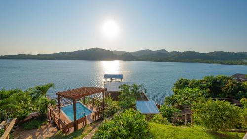 Punta Caribe Apartment | Cozy 2BR Beachfront Suite at El Palacio Rosa with Ocean Views