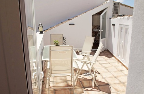 Algodonales Apartment | Discover El Palomar: Family-Friendly Retreat in Algodonales