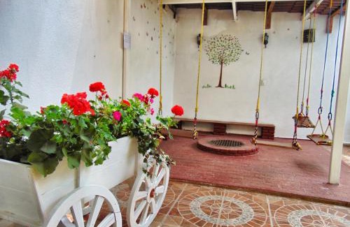 Zacatlan House | Discover El Paraíso de Zacatlán: Spacious Garden Retreat