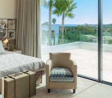 La Coruna House | Discover Relaxation at El Paraíso: Pet-Friendly Retreat