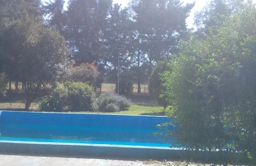 Partido de Baradero House | Pet-Friendly Retreat with Pool at El Paraiso Hotel