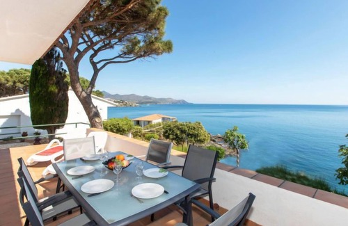 Llanca House | Relax at El Paraiso by Interhome: Oceanfront Pools & Spa