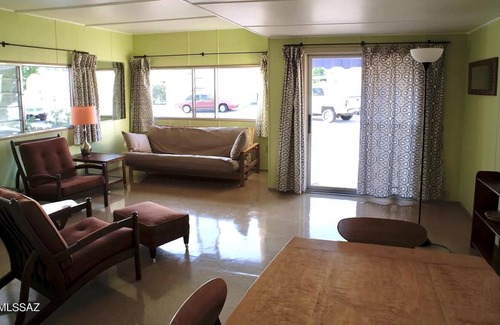 Biggs Field House | El Paso Paradise: Pet-Friendly Haven with Top Ratings!