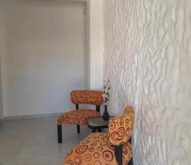 Esquina Apartment | Family-Friendly El Patio Apart with Relaxing Hot Tub