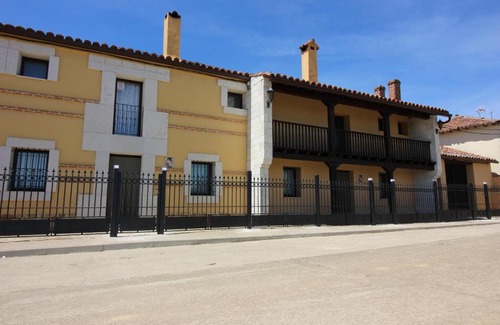 Villosilla de la Vega House | Discover El Patio de Fuenteuso: Pet Friendly Retreat