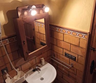 Zahara de la Sierra House | Family-Friendly Getaway at El Peñón - Rated 8.9/10!