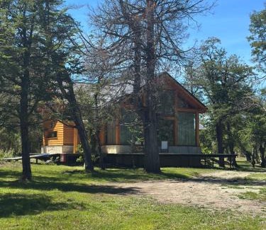 Cholila Ski Chalet | El Pedregoso Cabaña del Lago