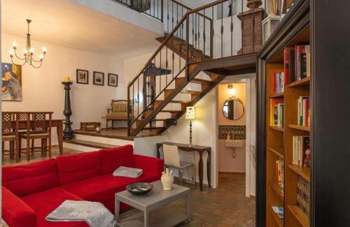 Old Town Apartment | Family-Friendly Stay at El Pensamiento: Rated 9.4/10