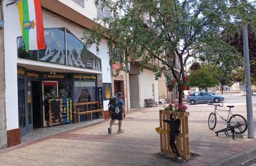 Najera Hostel | Budget-Friendly El Peregrino Najerino with Family Amenities