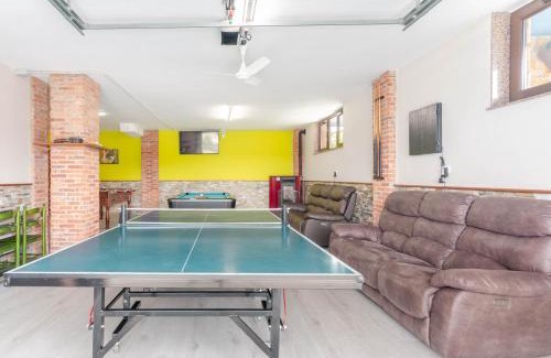 Sevares House | Family-Friendly El Pongallin with Pet and Child Amenities