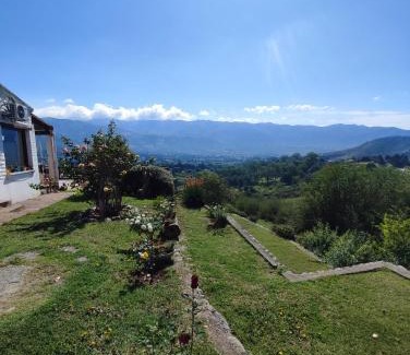 Tafi del Valle Hotel | El Portal de los Milagros