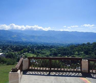 Tafi del Valle Hotel | El Portal de los Milagros
