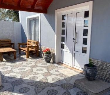 Mercedes House | Discover El Quincho: Oceanfront Paradise with Pool Access