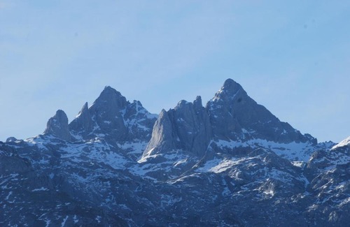 Arenas de Cabrales House | Convenient Stay at El Rabion with Well-Equipped Kitchen