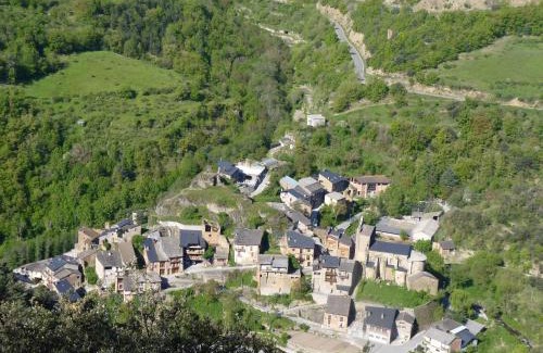 Castellbo House | Top-Rated El Raco de Cal Maro: Family-Friendly Retreat