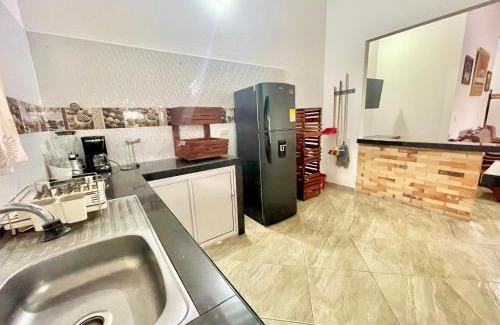 Restrepo House | El Rancho de Willy Piscina juegos y BBQ