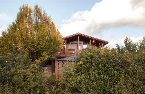 Campelles Ski Chalet | Experience El Refugi de les Basses: 4-Star Family Retreat