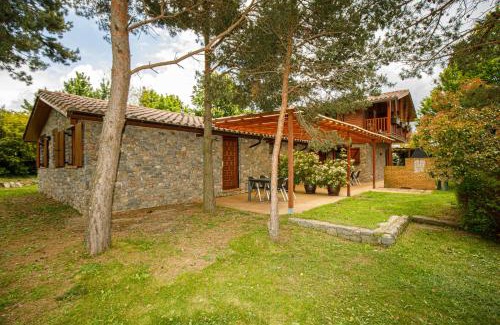 Campelles Ski Chalet | Experience El Refugi de les Basses: 4-Star Family Retreat