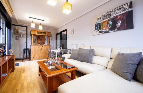 Candas Apartment | Pet-Friendly Paradise: El Refugio de Candás, 4-Star Retreat