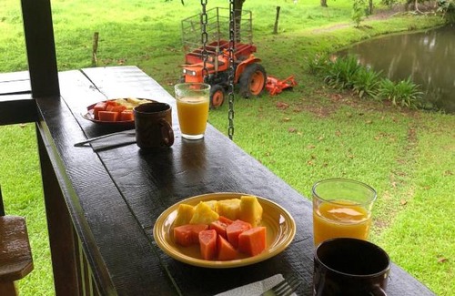 Valle Azul House | Pet-Friendly Getaway at El Refugio de Papito - Rated 10/10