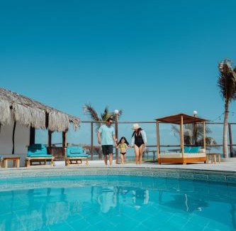 Vichayito Hotel | Discover El Refugio de Vichayito: Pet-Friendly Beach Retreat