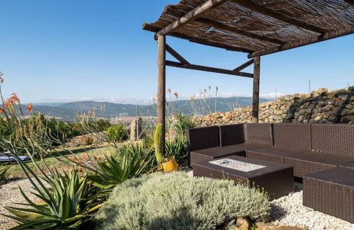 Facinas Ski Chalet | Explore El Refugio del Viento: Pool & Ocean Views Await