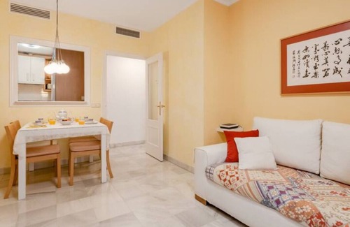 Feria Condo | Welcoming El Refugio in Sevilla's Historic Center