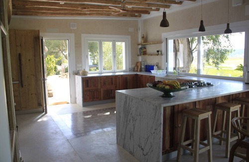 San Ambrosio House | Reconnect at El Refugio Reyes: Pool, Spa & Family Fun