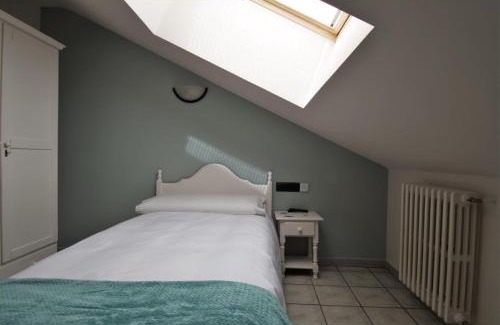 Rabanal del Camino Hotel | Pet-Friendly Getaway at El Refugio Hostería - 8.9/10 Rated
