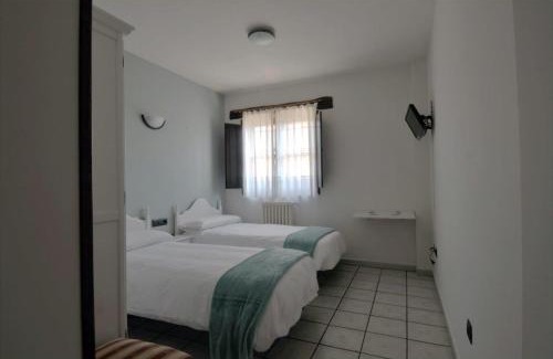 Rabanal del Camino Hotel | Pet-Friendly Getaway at El Refugio Hostería - 8.9/10 Rated