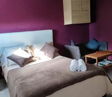 Santa Cruz de Tenerife Apartment | Sea-View Retreat at El Rincón del Senderista - Guest Rated 8.7