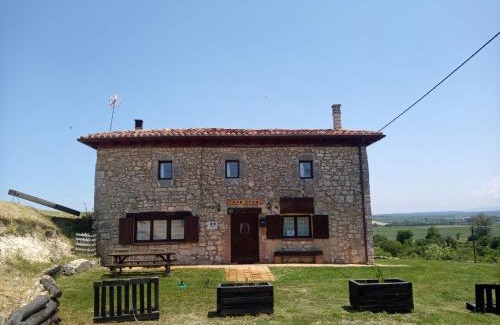 Atapuerca House | Guest Rated: El Rincón de Atapuerca - Family and Pet Friendly