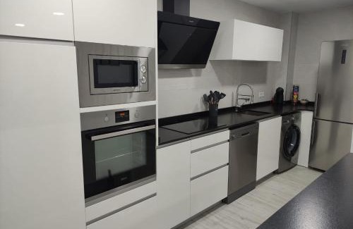 Munebrega House | Discover El Rincón de Moreno: Rated 9.9, Pet-Friendly Haven