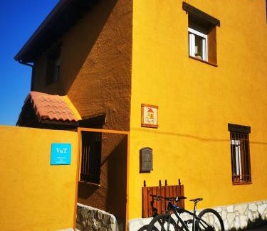 Losana de Piron House | Discover El Rincón de Pirón: Pet-Friendly & Top Rated 9.7/10